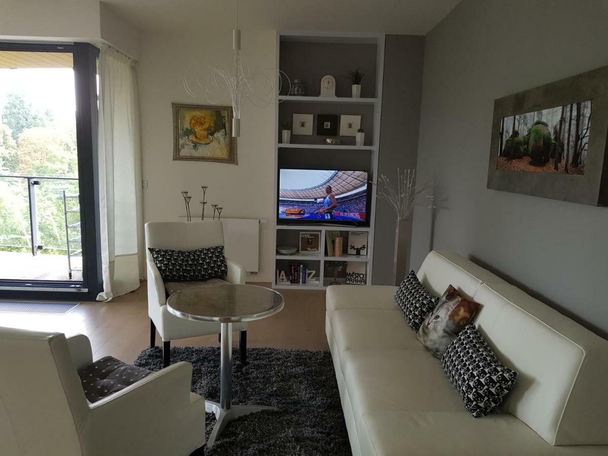 Praha Karibik Apartamento Exterior foto